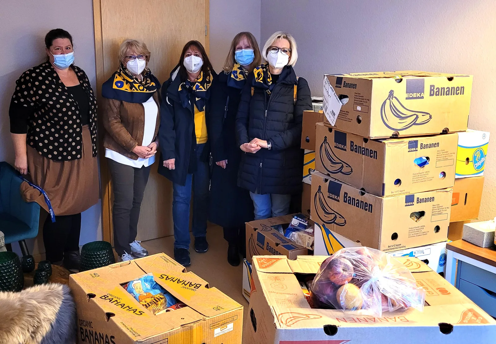 Der Lions Club Hagen-Asteria sammelt mit der Aktion „Ein Teil mehr im Einkaufswagen“ für das Frauenhaus Hagen
